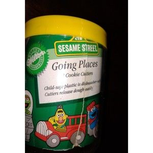 Sesame Street Going Places 8 Cookie Cutters Plastic 1990 Wilton Big Bird Elmo